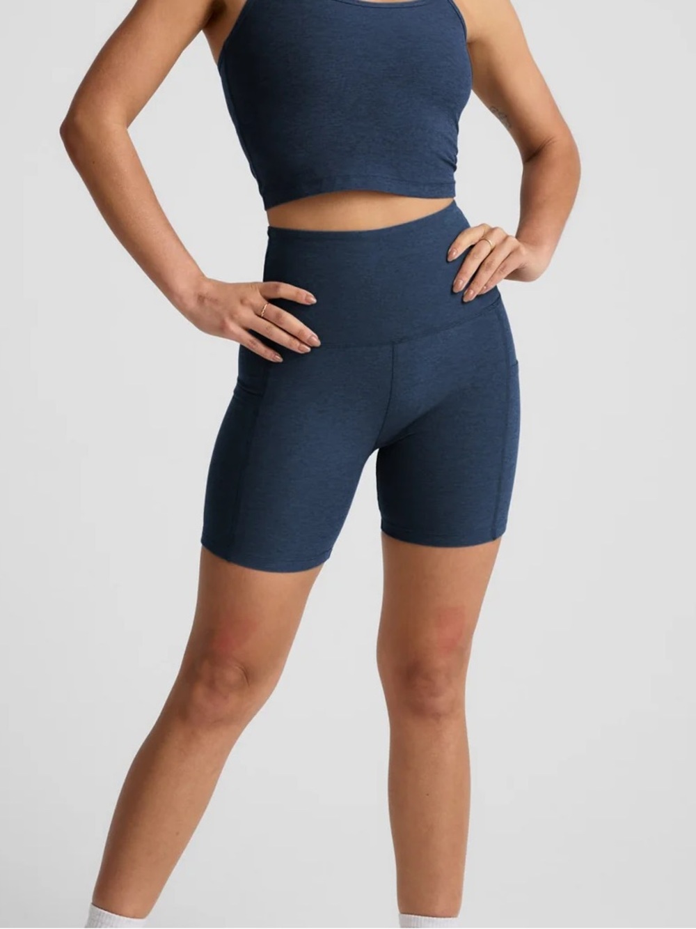 BEYOND YOGA- Spacedye Keep Moving Shorts Nocturnal Navy Size S